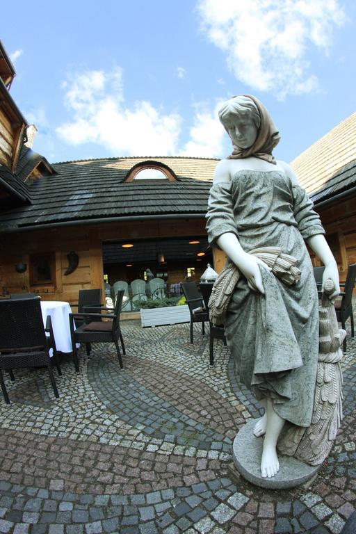 Hotel Zornica Poczesna Eksteriør bilde