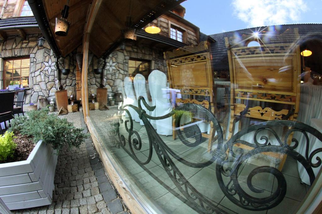 Hotel Zornica Poczesna Eksteriør bilde